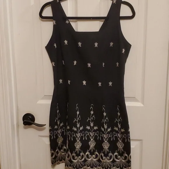 black chiffon dress mini Joyce Black Chiffon Mini Dress - US 8